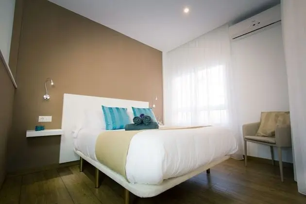 Holidays2Malaga Malagueta Apartments - Oda