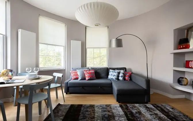The Holland Park Escape - Modern & Central 2bdr Flat
