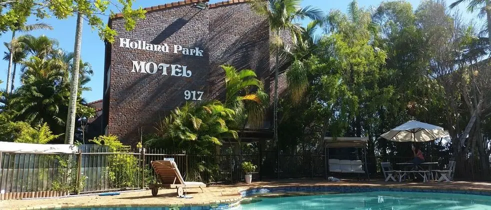 HOLLAND PARK MOTEL