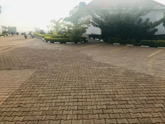 Hollandia Hotel - 1