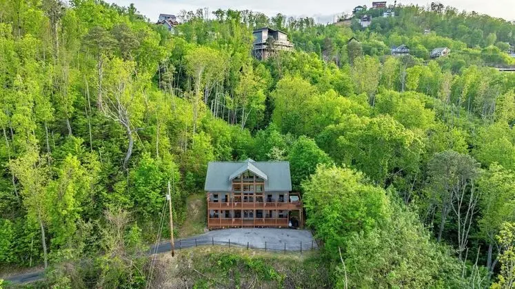 Hollow's Haven by Avantstay Hot Tub, Sauna, Balcony and Tree Top Views - Dış Mekan