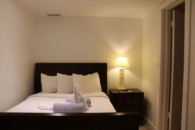 On Hollywood Beach - Affordable Two Bedrooms Sleeps 6 With Two Bathrooms - İç Mekan