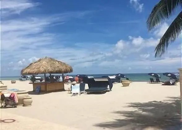 Hollywood Beach Resort- Beautiful Large Studio - Plaj
