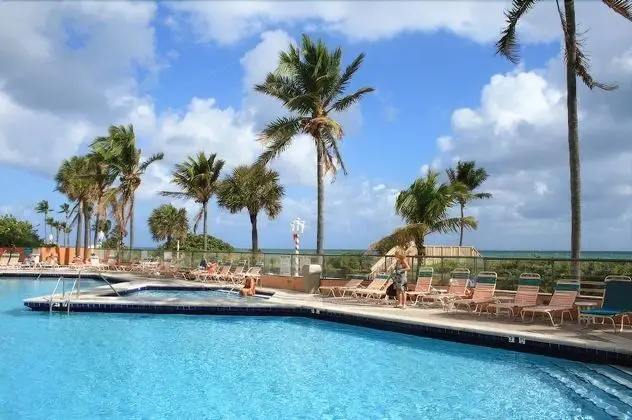 Hollywood Beach Resort-beautiful Studio Sleeps 4
