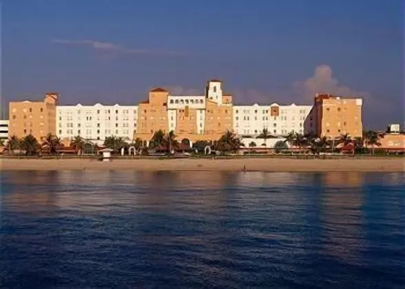 Hollywood Beach Resort - City View - Dış Mekan