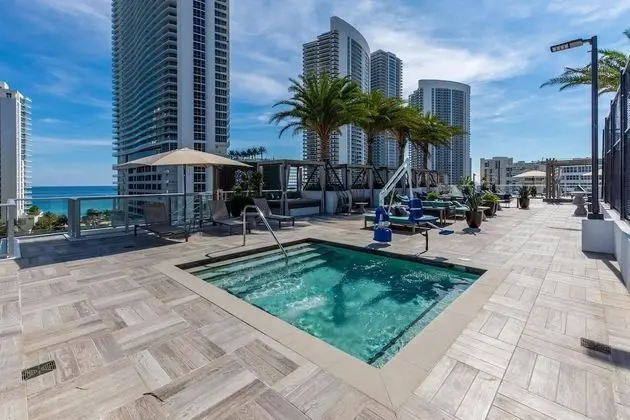 Hollywood Beach HHouse Rentals - Havuz