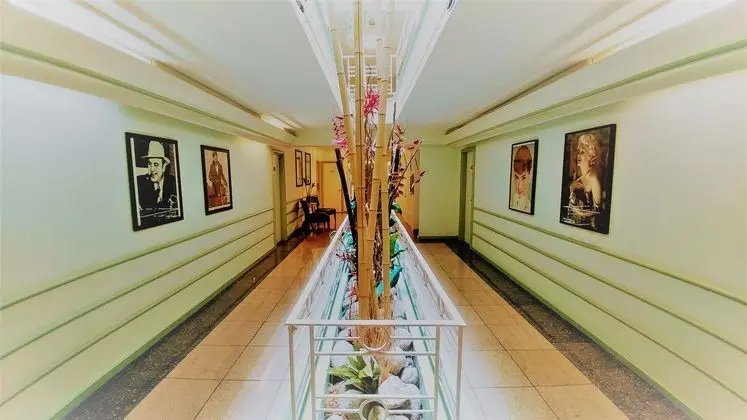 Hollywood Celebrity Hotel