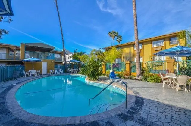 Hollywood City Inn - Genel