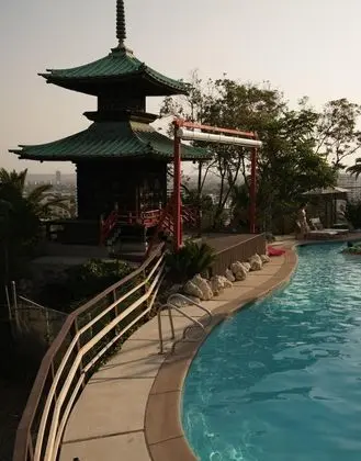 Hollywood Hills Hotel - Havuz
