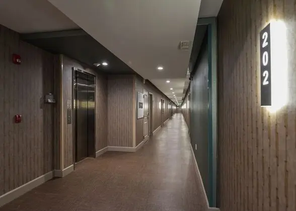 Hollywood Inn Suites Hotel - İç Mekan