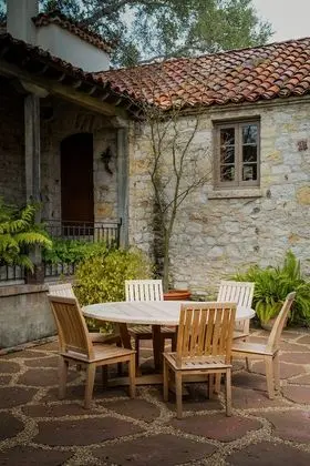 Holman Ranch Estate Vineyard & Winery - Dış Mekan
