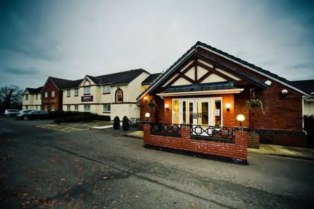 Holt Lodge Hotel - Genel