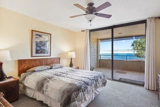 Holualoa Bay Villas#106 - Oda