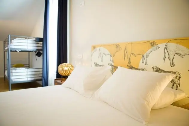 The Holy Cow - Hostel & Suites
