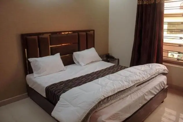 Holyzen Guest House Islamabad - Oda