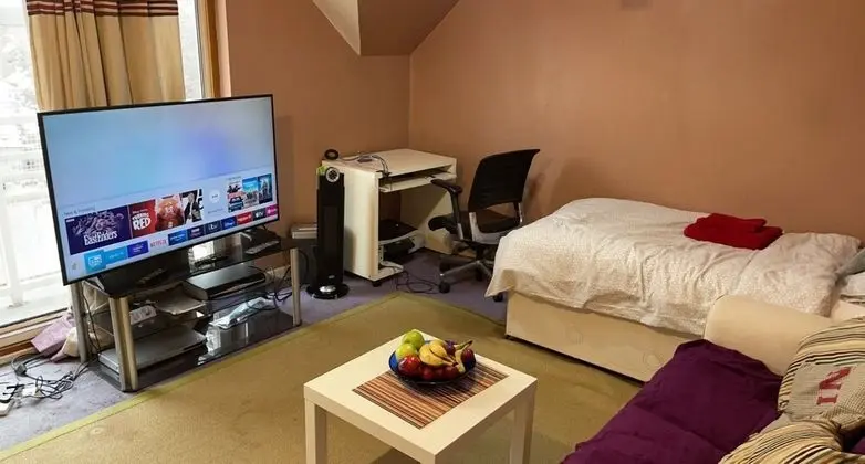 Home Away From Home, 1-4 Bed Whole Property - Oda
