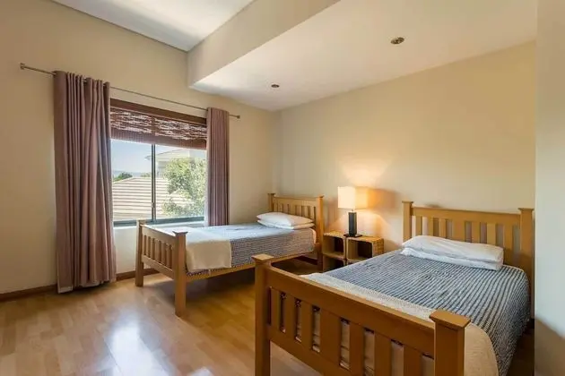 Home Away From Home on a Secure Golf Estate, Situated Next to the Ocean and Golf - Banyo Tipleri