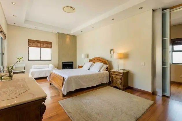 Home Away From Home on a Secure Golf Estate, Situated Next to the Ocean and Golf - Oda