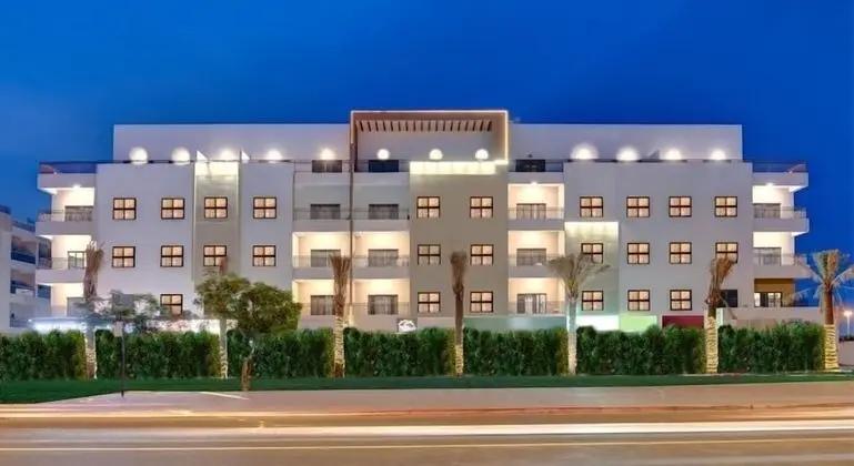 Home Away Holiday Homes - Dış Mekan