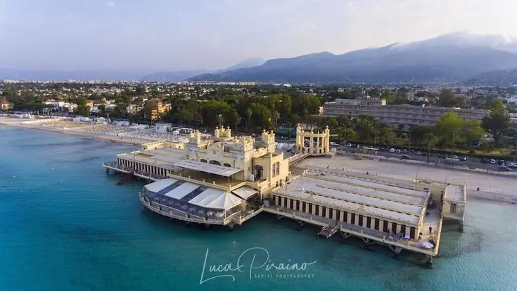 Home Beach Mondello Galatea