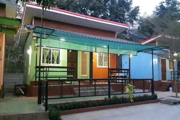 Home Hug Pak Sabai