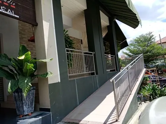 HOME INN 2 TAMAN BUKIT SEGAR - Dış Mekan