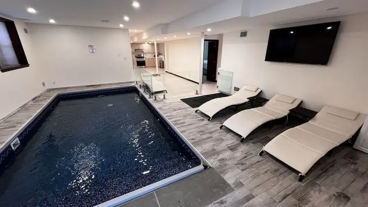 Home King Luxury - Havuz