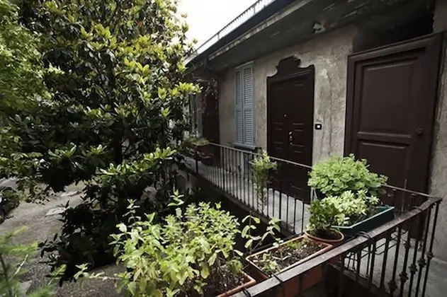 At Home - P.ta Venezia C.so Buenos Aires