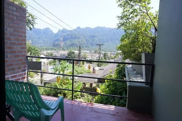 Home Phang-Nga Guesthouse