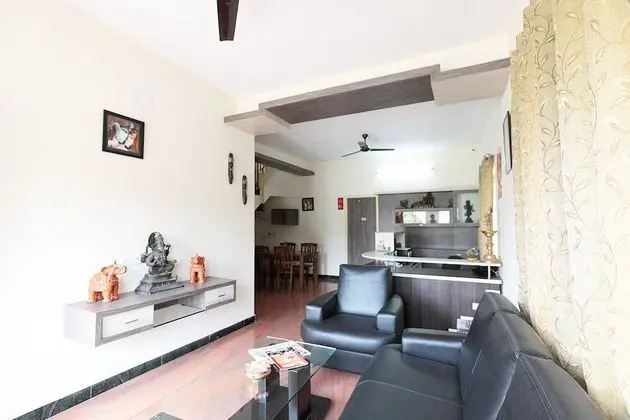Home Stayz - Service Apartment - Lobi