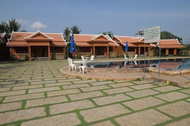 Home Stone Resort - Havuz