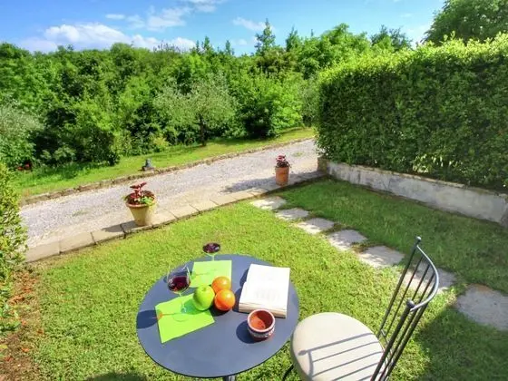 Home With Swimming Pool in a Cental Location in Tuscany - Yerinde Yemek