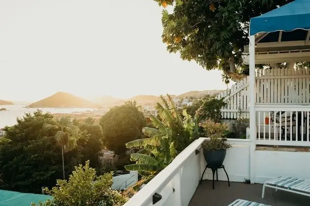 At Home in the Tropics B&B
