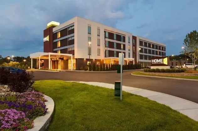 Home2 Suites by Hilton Albany Airport/Wolf Rd