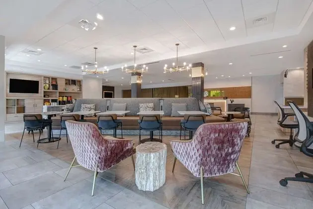 Home2 Suites by Hilton Anderson Downtown - Lobi