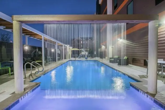 Home2 Suites by Hilton Austin Airport, TX - Havuz