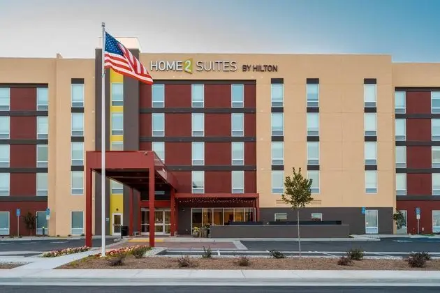 HOME2 SUITES BY HILTON BAKERSFIELD CA