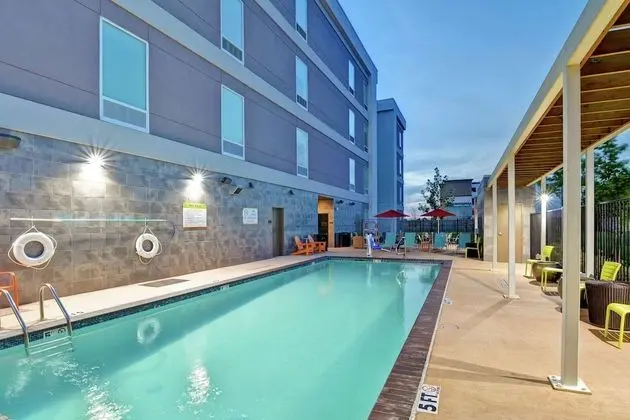 Home2 Suites by Hilton Baytown - Havuz