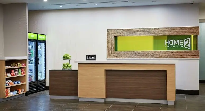 Home2 Suites by Hilton Brantford - Lobi
