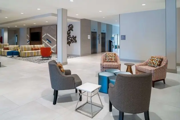 Home2 Suites by Hilton Brunswick - Lobi
