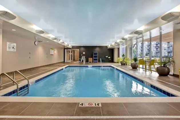Home2 Suites by Hilton Carmel Indianapolis - Havuz