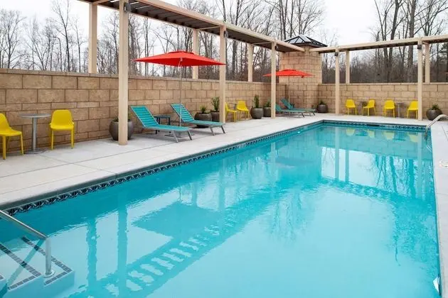 Home2 Suites by Hilton Charlotte Mooresville - Havuz