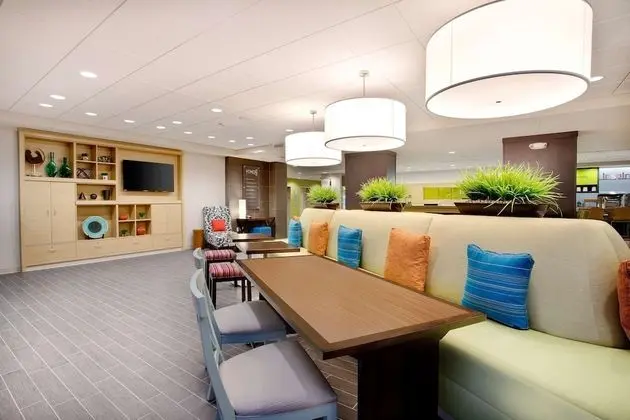 Home2 Suites by Hilton Chicago/Schaumburg, IL - Lobi