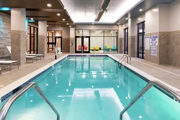 Home2 Suites by Hilton Columbia Downtown - Havuz