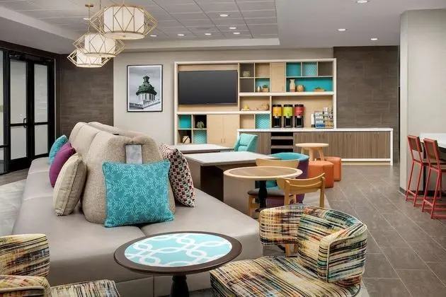 Home2 Suites by Hilton Columbia Southeast Fort Jackson - Lobi