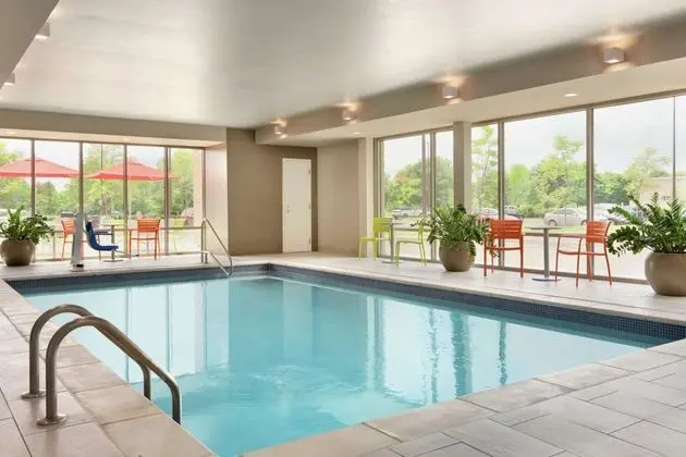 Home2 Suites by Hilton Columbus Dublin - Havuz