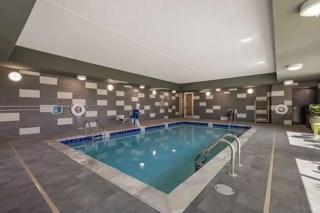 Home2 Suites By Hilton Cookeville - Havuz