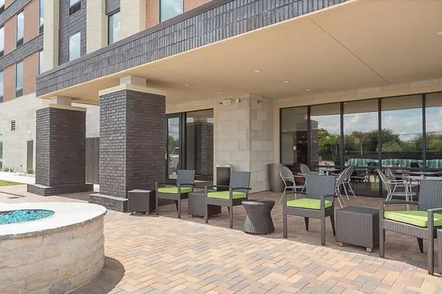 Home2 Suites by Hilton Dallas/Grand Prairie, TX