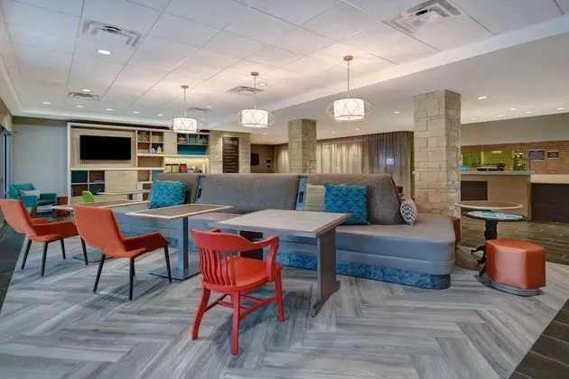 Home2 Suites by Hilton East Hanover - Lobi