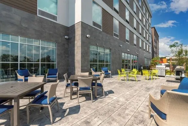 Home2 Suites by Hilton Fort Wayne North - Dış Mekan